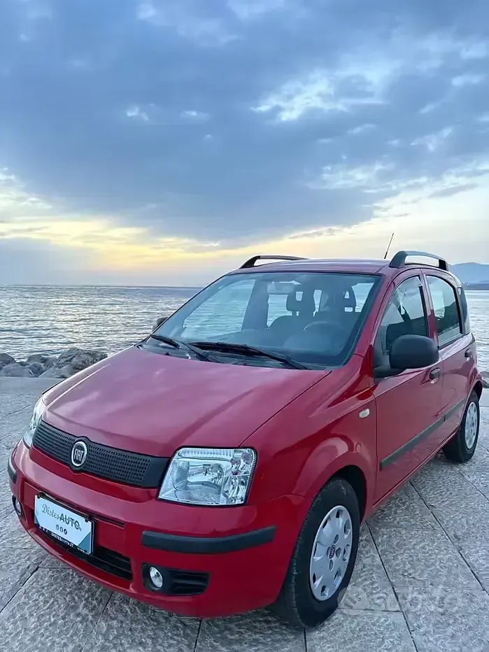 Usata Fiat Panda 69 CV (50 kW) 2012 Rosso Utilitaria