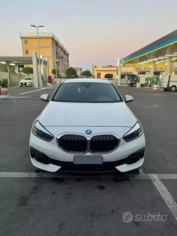 Usata BMW 116 116 CV (85 kW) 2020 Bianco Utilitaria