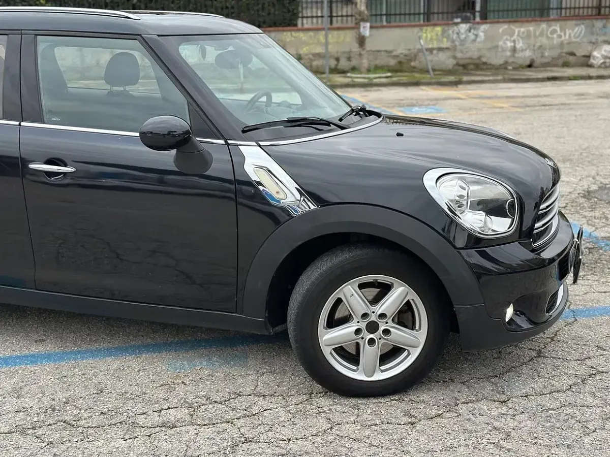 Käytetty Mini Cooper D Countryman 111 HP (81 kW) 2015 Sininen Katumaasturi