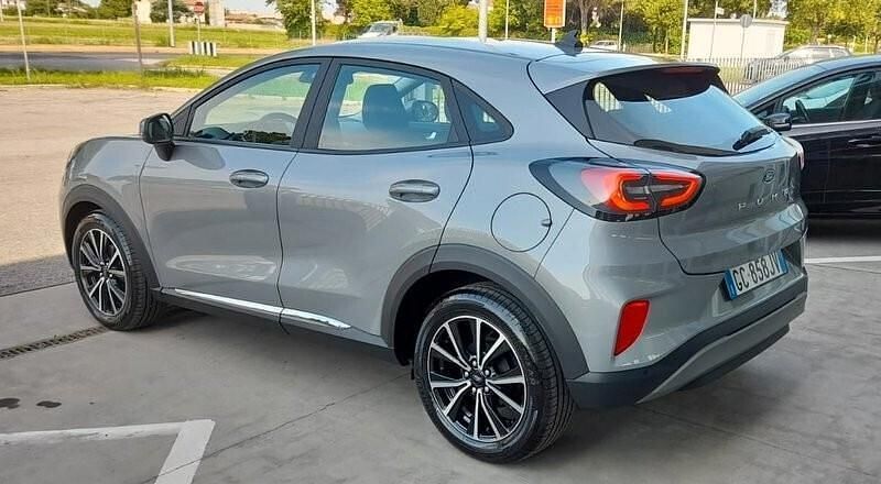 Usata Ford Puma Titanium 125 CV (91 kW) 2020 Grigio SUV