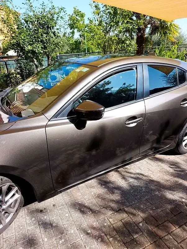 Usata Mazda 3 Evolve 150 CV (110 kW) 2016 Bronzo Berlina
