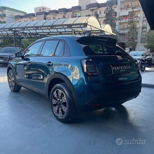 Nuova Fiat 600 Icon 110 CV (80 kW) 2025 Other SUV