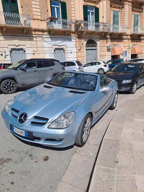 Usata Mercedes SLK200 2005 Grigio Cabrio