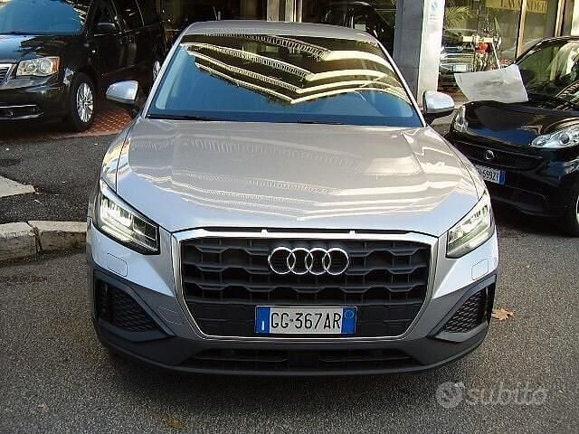 Grigio Usata 2021 Audi Q2 SUV | 21.000 € (Super prezzo) - Immagine 1/4