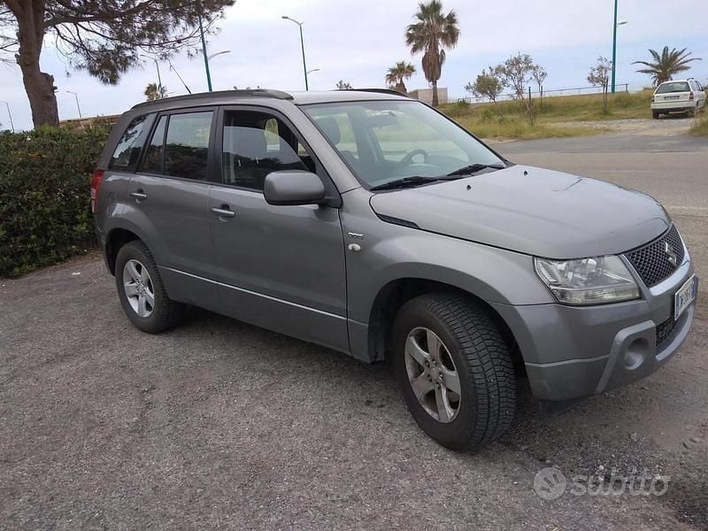 Usata Suzuki Grand Vitara 2008 Grigio SUV