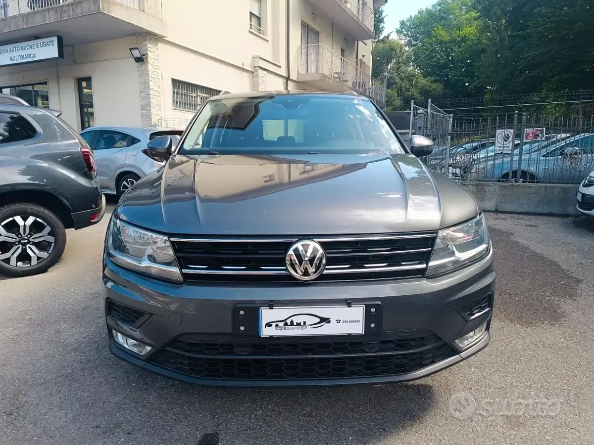 Usata VW Tiguan Executive 150 CV (110 kW) 2016 Grigio SUV