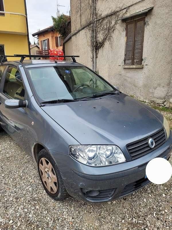 Usata Fiat Punto 60 CV (44 kW) 2004 Berlina