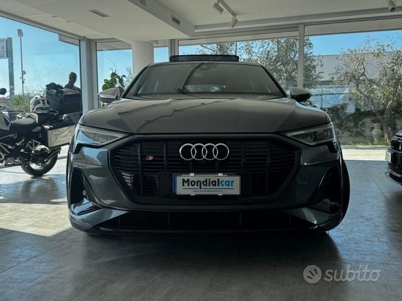 Usata Audi e-tron Sport 369 kW (503 CV) 2021 Grigio SUV