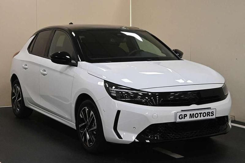 Usata Opel Corsa GS Line 101 CV (74 kW) 2024 Bianco