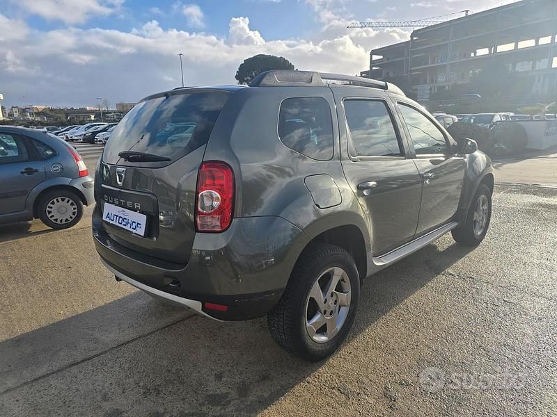 Usata Dacia Duster Lauréate 110 CV (80 kW) 2013 Verde Station wagon
