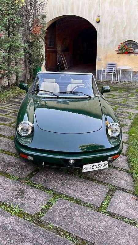 Usata Alfa Romeo Spider Quadrifoglio Verde 122 CV (89 kW) 1994 Verde Cabrio