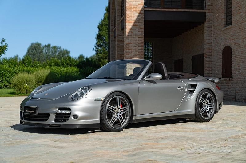 Usata Porsche 997 479 CV (352 kW) 2008 Grigio Cabrio