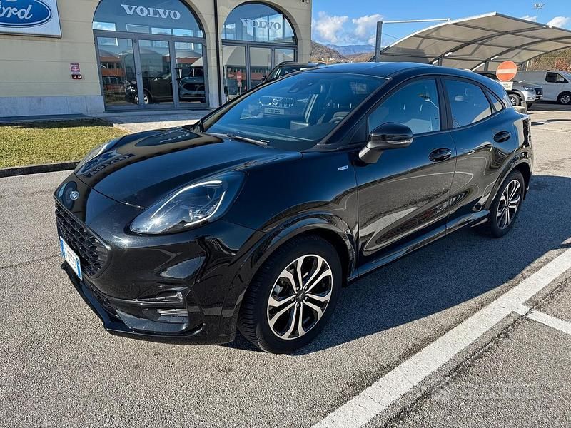 Nero Usata 2024 Ford Puma ST-Line SUV | 19.900 € (Buon prezzo) - Immagine 1/4