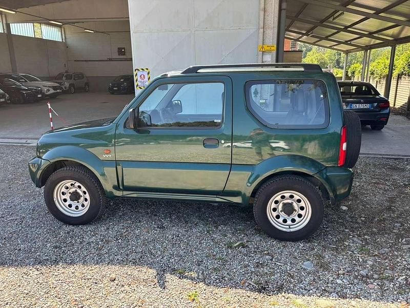 Usata Suzuki Jimny 86 CV (63 kW) 2005 Verde SUV