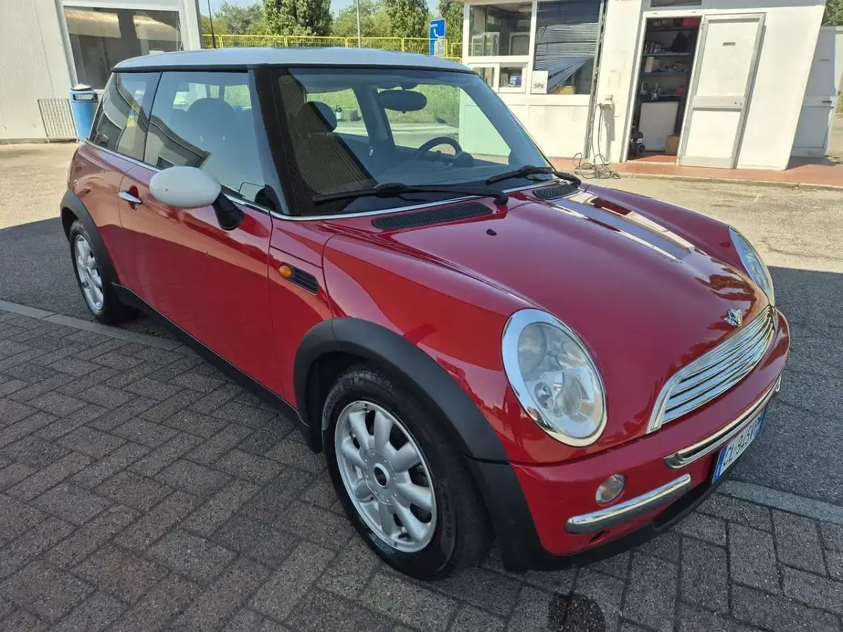 Usata Mini Cooper 116 CV (85 kW) 2004 Other Utilitaria