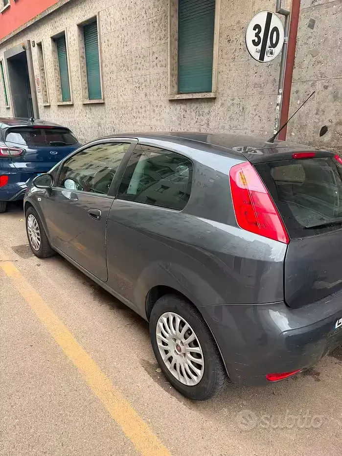 Usata Fiat Grande Punto 75 CV (55 kW) 2014 Utilitaria
