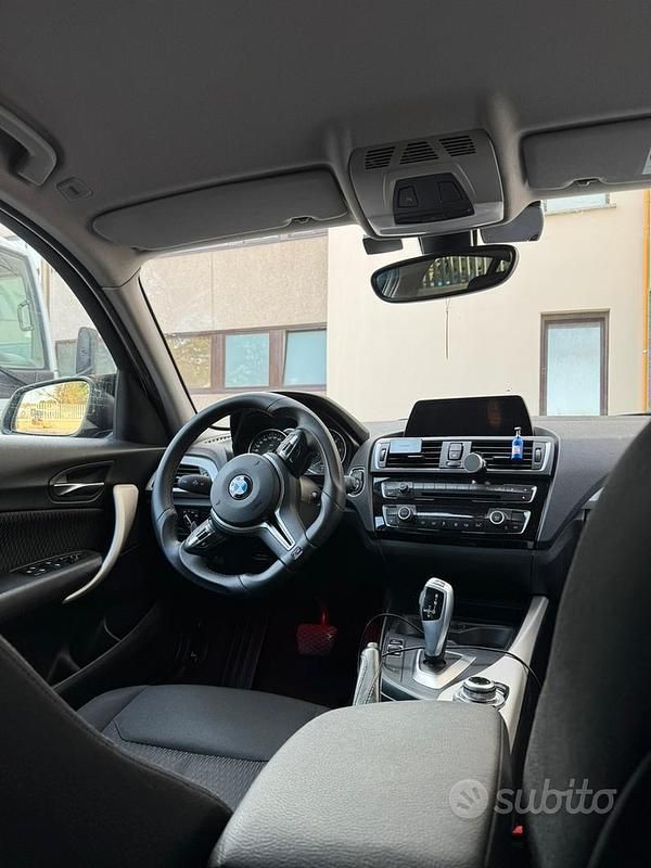 Usata BMW 118 150 CV (110 kW) 2017 Grigio Utilitaria