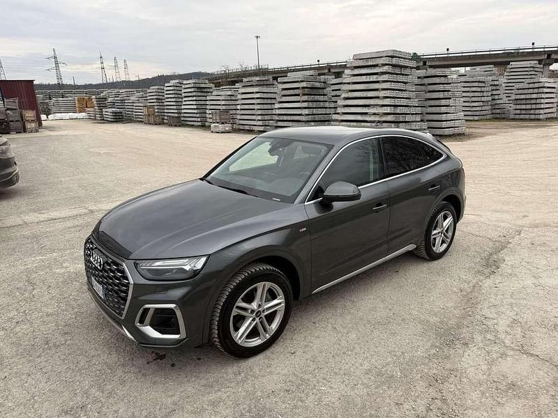 Usata Audi Q5 Sportback S-Line 204 CV (150 kW) 2021 Grigio SUV