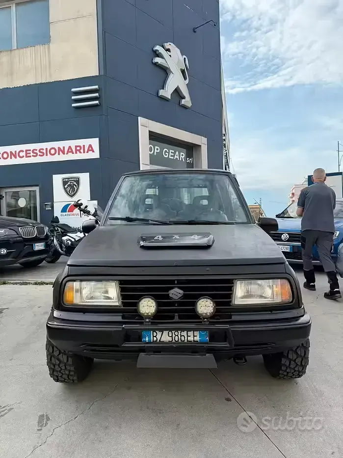 Usata Suzuki Vitara 82 CV (60 kW) 1990 Nero Cabrio