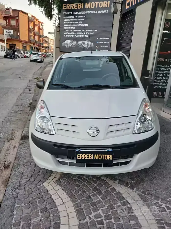 Usata Nissan Pixo 68 CV (50 kW) 2010 Bianco Utilitaria