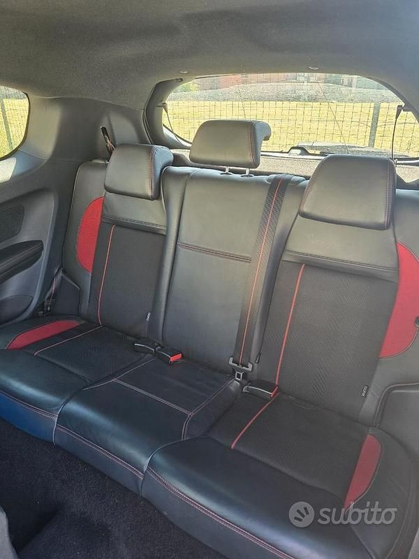 Usata Peugeot 208 GTi 2016 Bianco Utilitaria