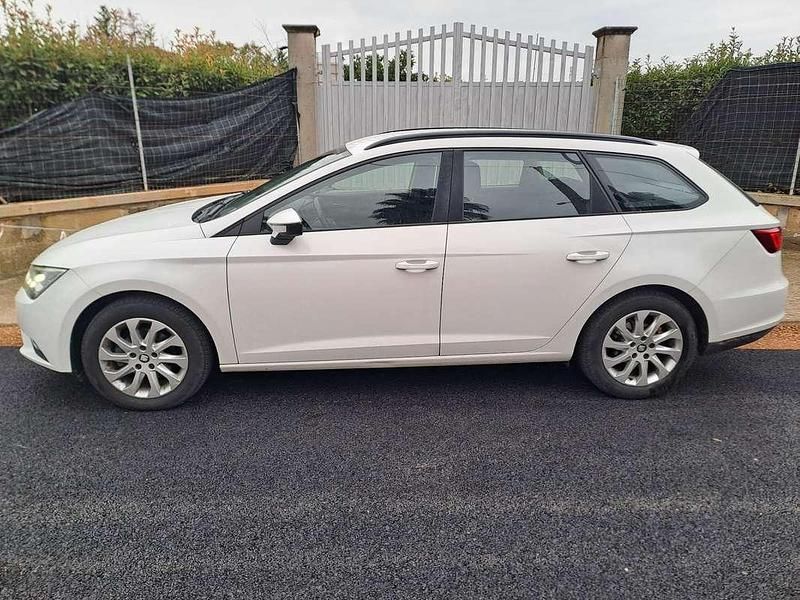 Usata Seat Leon Style 105 CV (77 kW) 2014 Bianco Station wagon
