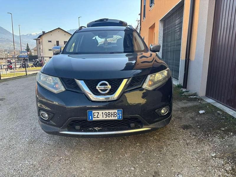Usata Nissan X-Trail Acenta Premium 131 CV (96 kW) 2015 Nero SUV
