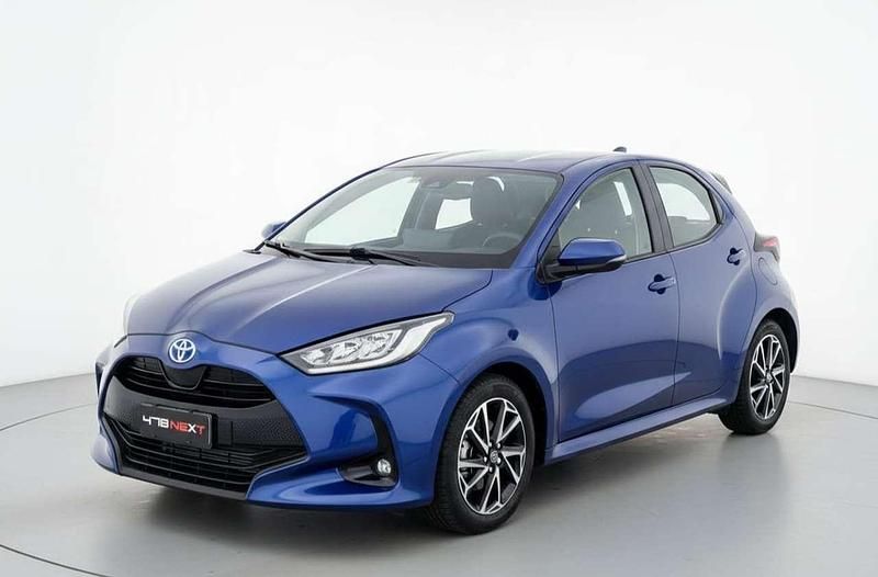 Usata Toyota Yaris Hybrid Trend 116 CV (85 kW) 2021 Blu/azzurro Berlina