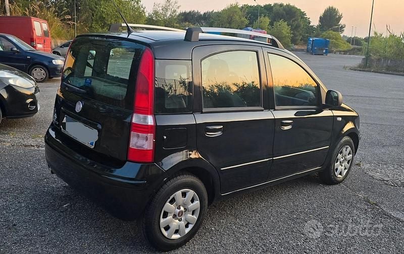 Usata Fiat Panda 69 CV (50 kW) 2010 Nero Berlina