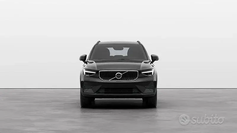 Nuova Volvo XC40 163 CV (119 kW) 2025 Nero SUV