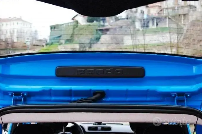 Usata Fiat Panda Lounge 95 CV (69 kW) 2017 Blu Utilitaria