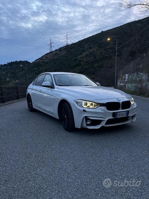 Usata BMW 318 2012 Bianco Berlina