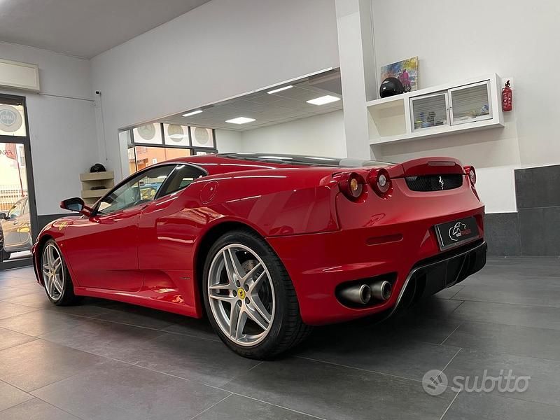 Usata Ferrari F430 489 CV (359 kW) 2005 Rosso Coupé