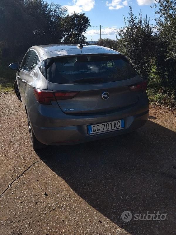 Usata Opel Astra 122 CV (89 kW) 2021 Grigio Berlina