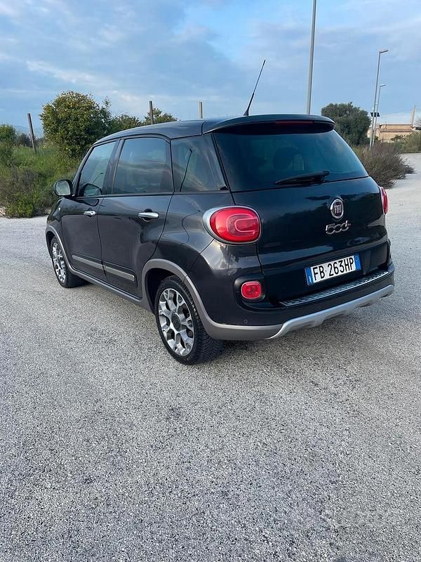 Usata Fiat 500L Trekking 85 CV (62 kW) 2015 Grigio Monovolume
