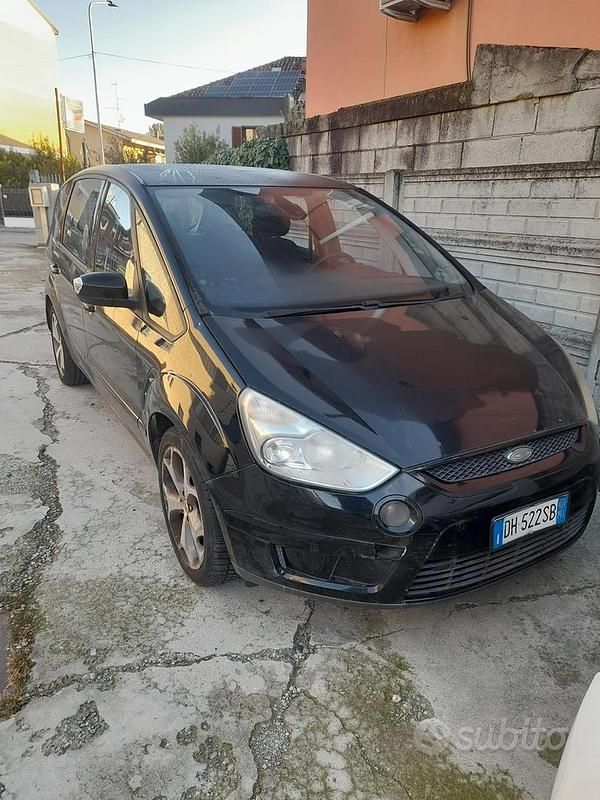 Usata Ford S-MAX 2007 Nero Monovolume