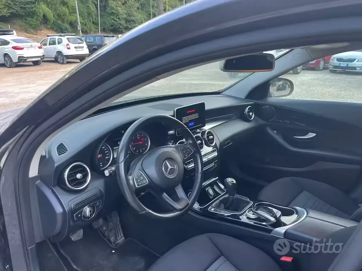 Usata Mercedes C200 Premium 136 CV (100 kW) 2015 Grigio Berlina
