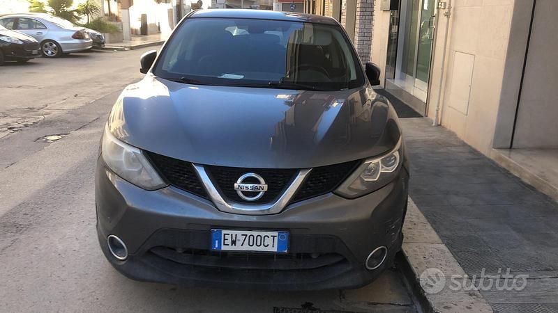 Grigio Usata 2014 Nissan Qashqai SUV | 7500 € (Ottimo prezzo) - Immagine 1/4