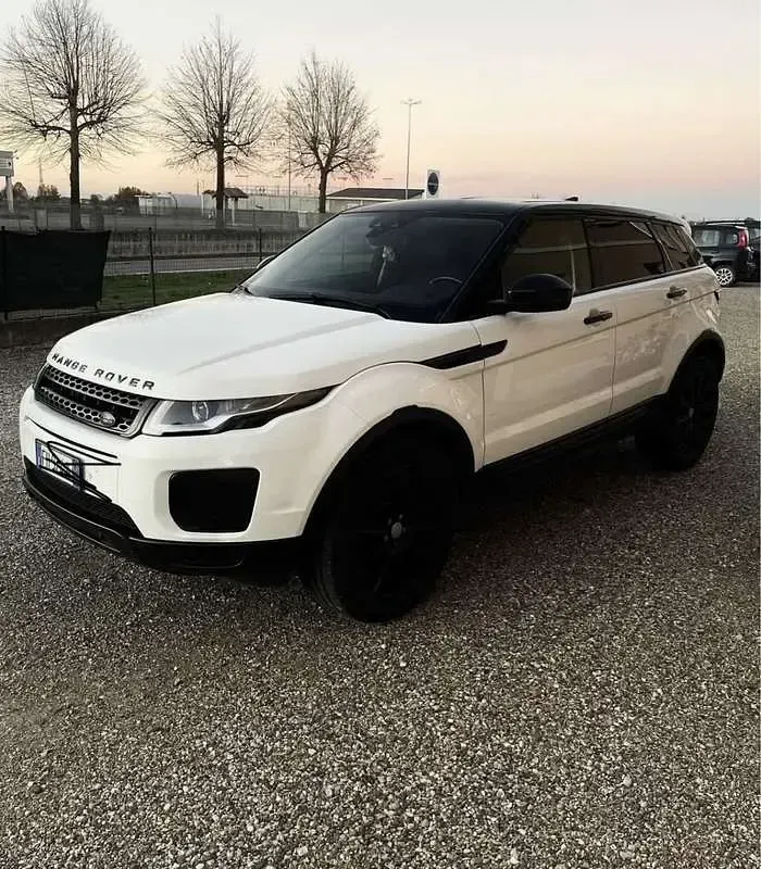 Usata Land Rover Range Rover evoque Pure 150 CV (110 kW) 2017 SUV