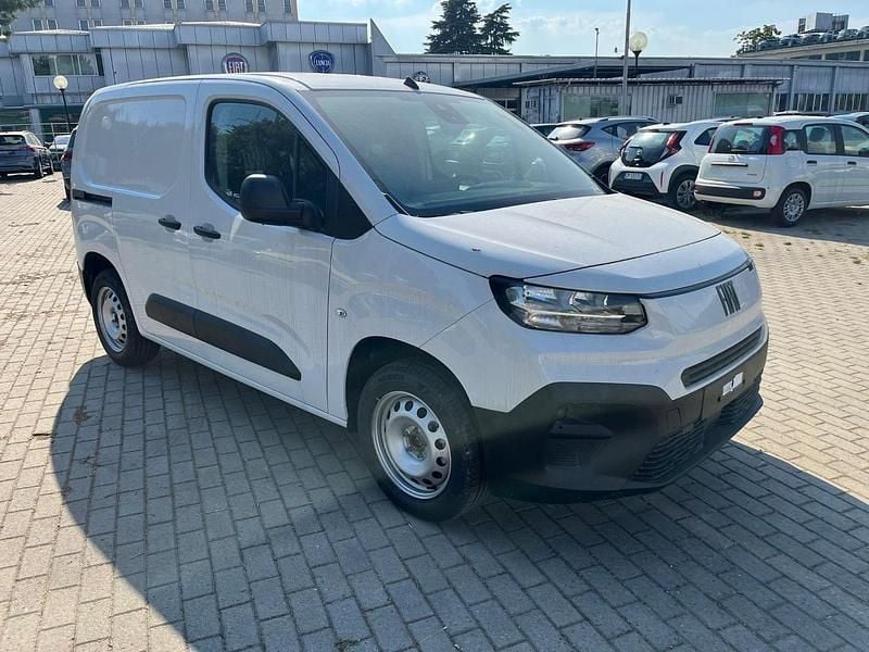 Nuova Fiat Doblò 131 CV (96 kW) 2025 Bianco Monovolume