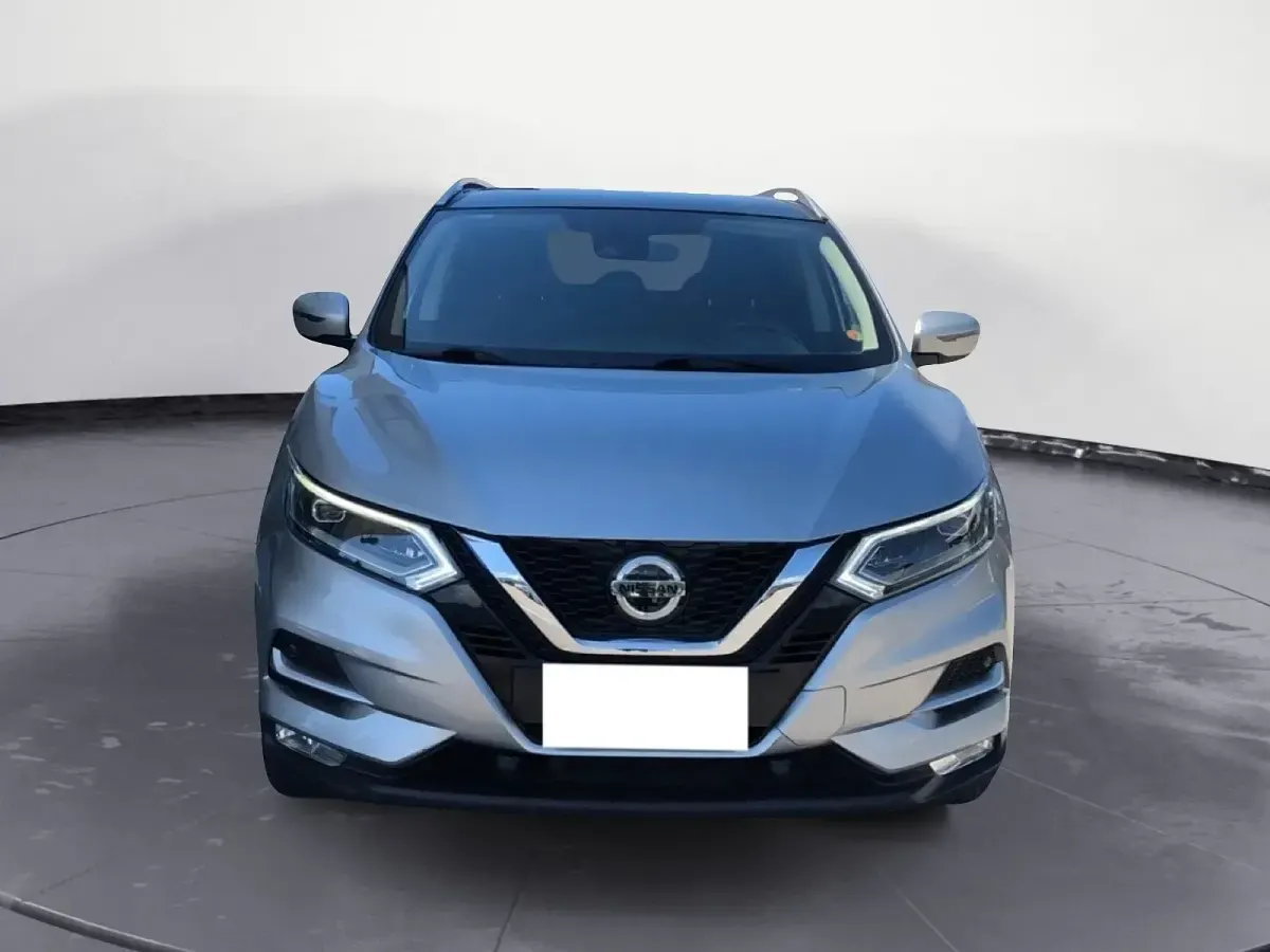 Usata Nissan Qashqai N-Connecta 140 CV (102 kW) 2019 Bianco SUV