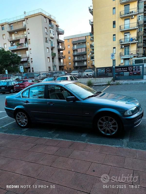Usata BMW 320 150 CV (110 kW) 1999 Grigio Berlina
