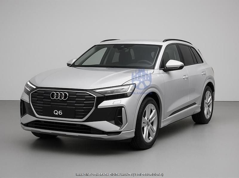 Usata Audi Q6 e-tron Ambiente 185 kW (252 CV) 2025 Bianco SUV