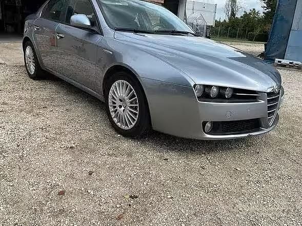 Usata Alfa Romeo 159 150 CV (110 kW) 2009 Grigio Berlina