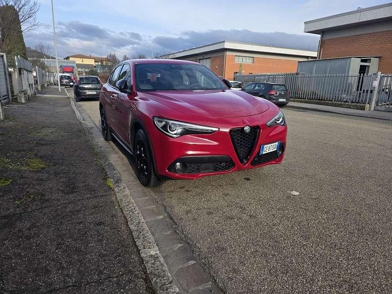 Usata Alfa Romeo Stelvio Super 209 CV (153 kW) 2017 SUV