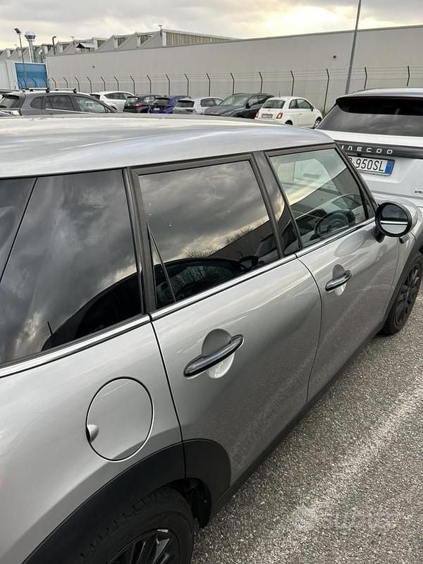Usata Mini Cooper 136 CV (100 kW) 2023 Grigio Utilitaria