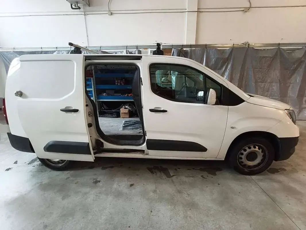 Usata Opel Combo 102 CV (75 kW) 2021 Bianco Monovolume