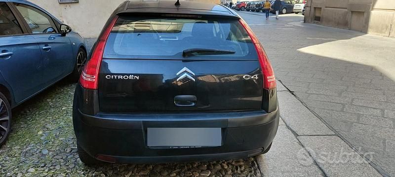Usata Citroën C4 90 CV (66 kW) 2009 Nero Berlina