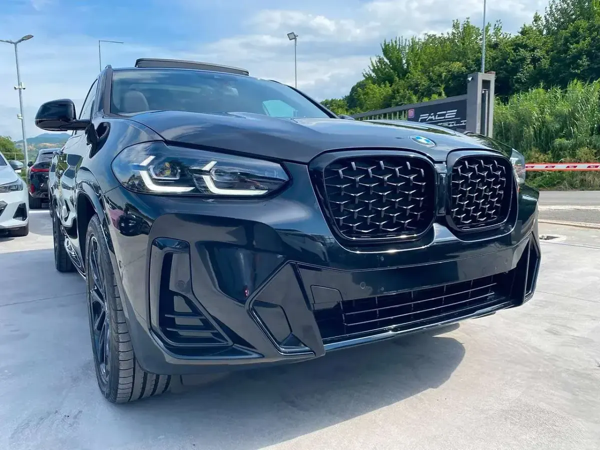 Usata BMW X4 M Sport 190 CV (139 kW) 2025 Nero SUV
