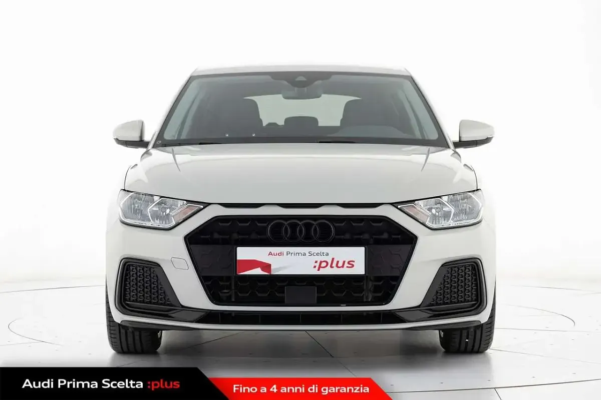 Usata Audi A1 Advanced 116 CV (85 kW) 2025 Argento SUV